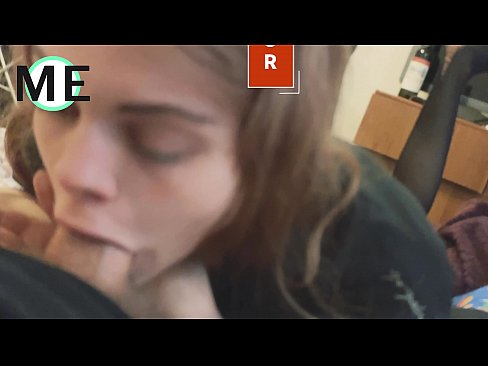 ❤️ Grlo kurac, raztrgane hlačne nogavice in raztrgane pete lepo spoznati ❤❌ Porno na sl.pi-porno.ru ☑